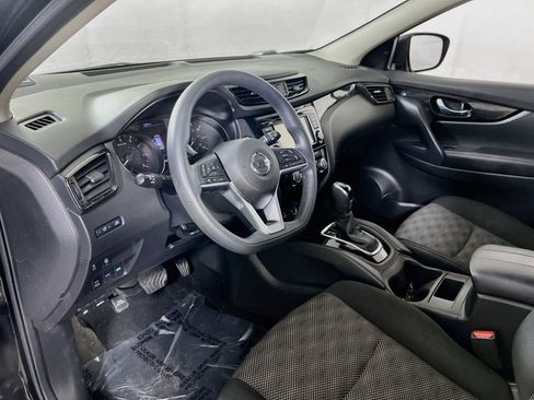 Used 2020 Nissan Rogue Sport SV AWD/4WD image 9