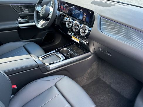 New 2026 Mercedes-Benz GLA 250 image 15