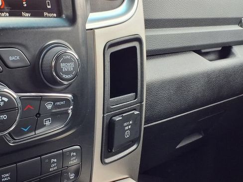 Used 2018 RAM 1500 Big Horn AWD/4WD image 14