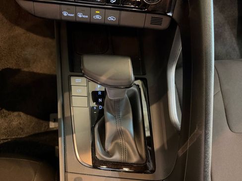 Used 2026 Hyundai Elantra Sport FWD image 35