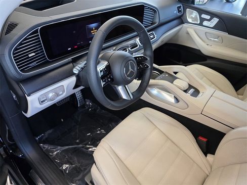 New 2026 Mercedes-Benz GLS 450 4MATIC image 7
