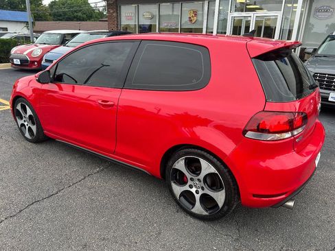 Used 2012 Volkswagen Golf 2-Door FWD image 12