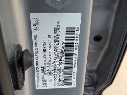 Used 2023 Toyota Tacoma TRD Sport AWD/4WD image 33