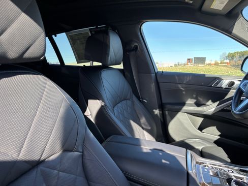 Certified 2025 BMW X6 xDrive40i image 35