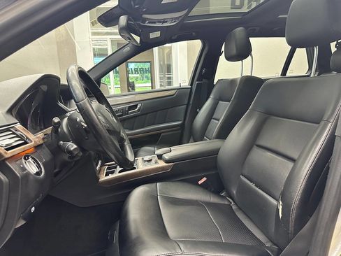 Used 2011 Mercedes-Benz E 350 4MATIC Wagon image 15