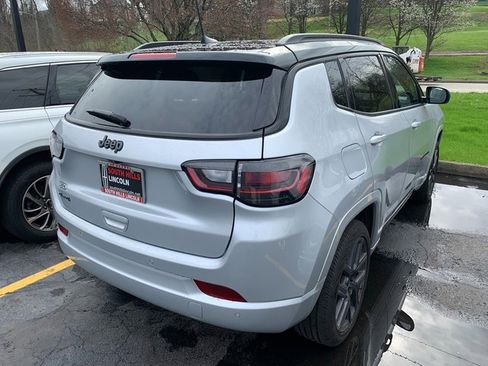 Used 2025 Jeep Compass Limited w/ High Altitude Package image 4