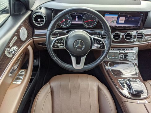 Used 2019 Mercedes-Benz E 300 image 14