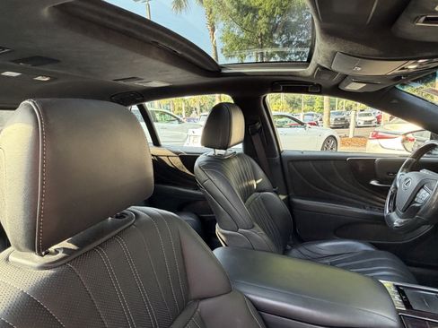 Used 2018 Lexus LS 500 w/ Interior Upgrade Package RWD image 48