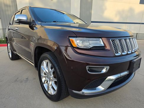 Used 2014 Jeep Grand Cherokee Summit AWD/4WD image 3