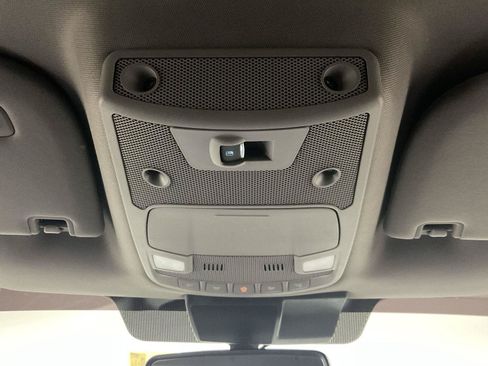 Used 2020 Ford F150 Lariat w/ Equipment Group 502A Luxury AWD/4WD image 16