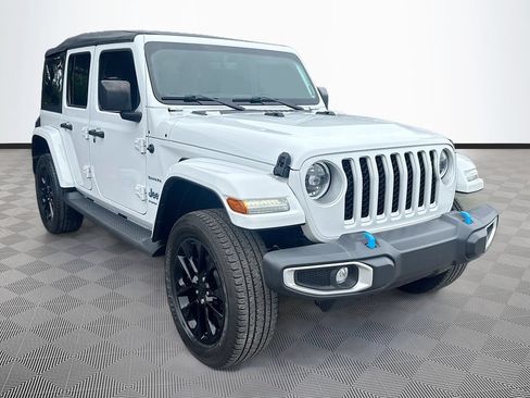 Certified 2023 Jeep Wrangler Unlimited Sahara w/ Cold Weather Group AWD/4WD image 4