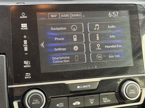 Used 2018 Honda Civic Touring image 28