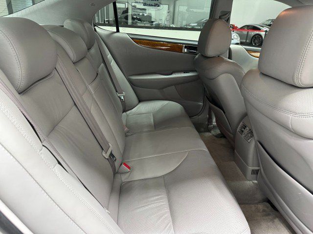 Used 2006 Lexus ES 330 w/ Preferred Accessory Pkg FWD image 16