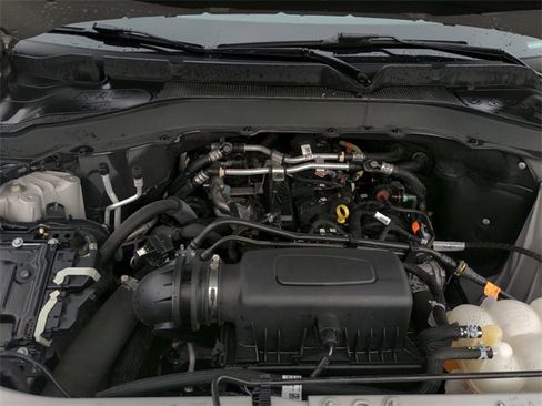 Certified 2022 Ford Explorer XLT w/ Equipment Group 202A image 13