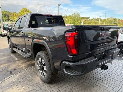 New 2026 GMC Sierra 3500 Denali w/ Denali Reserve Package image 7
