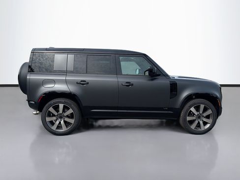 New 2026 Land Rover Defender 110 V8 AWD/4WD image 6