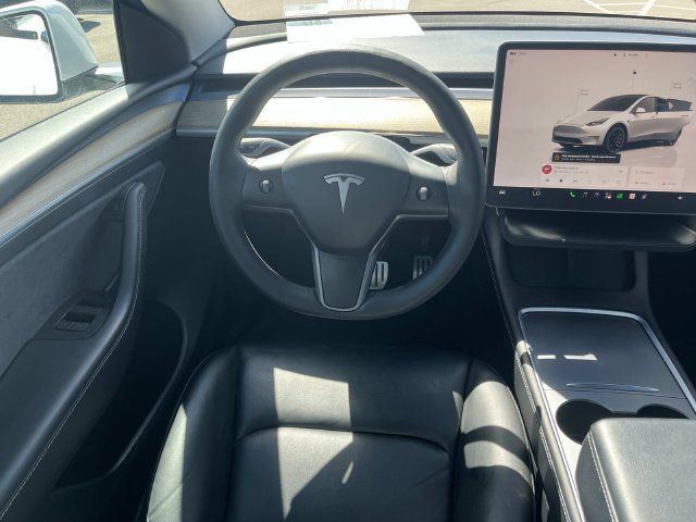 Used 2022 Tesla Model Y Performance AWD/4WD image 14