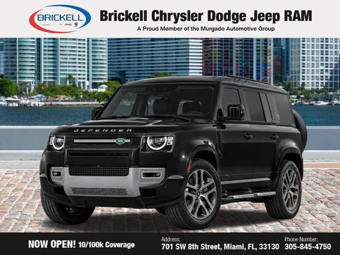 Used 2025 Land Rover Defender 110 S AWD/4WD image 7