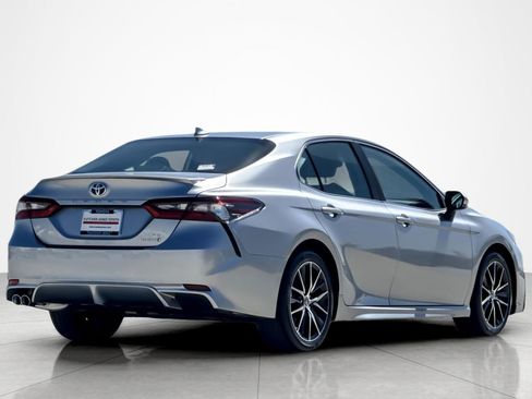 Certified 2024 Toyota Camry SE w/ Cold Weather Package FWD image 5