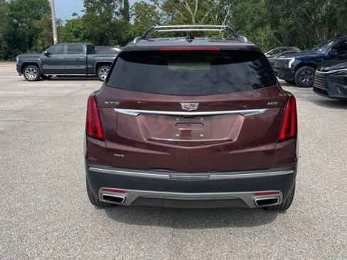 Used 2022 Cadillac XT5 Premium Luxury w/ Technology Package AWD/4WD image 3