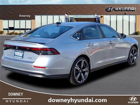 Used 2024 Honda Accord Sport image 4