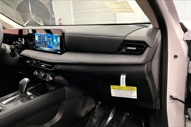 New 2027 Nissan Kicks S AWD/4WD image 34