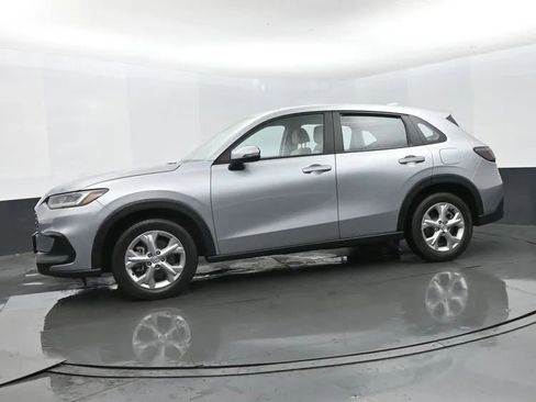 Used 2023 Honda HR-V LX image 5
