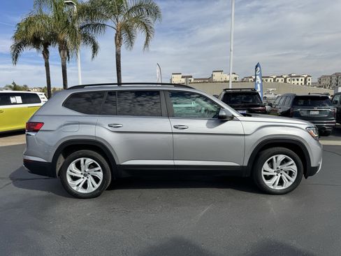 Certified 2023 Volkswagen Atlas SE w/ Panoramic Sunroof Package image 11