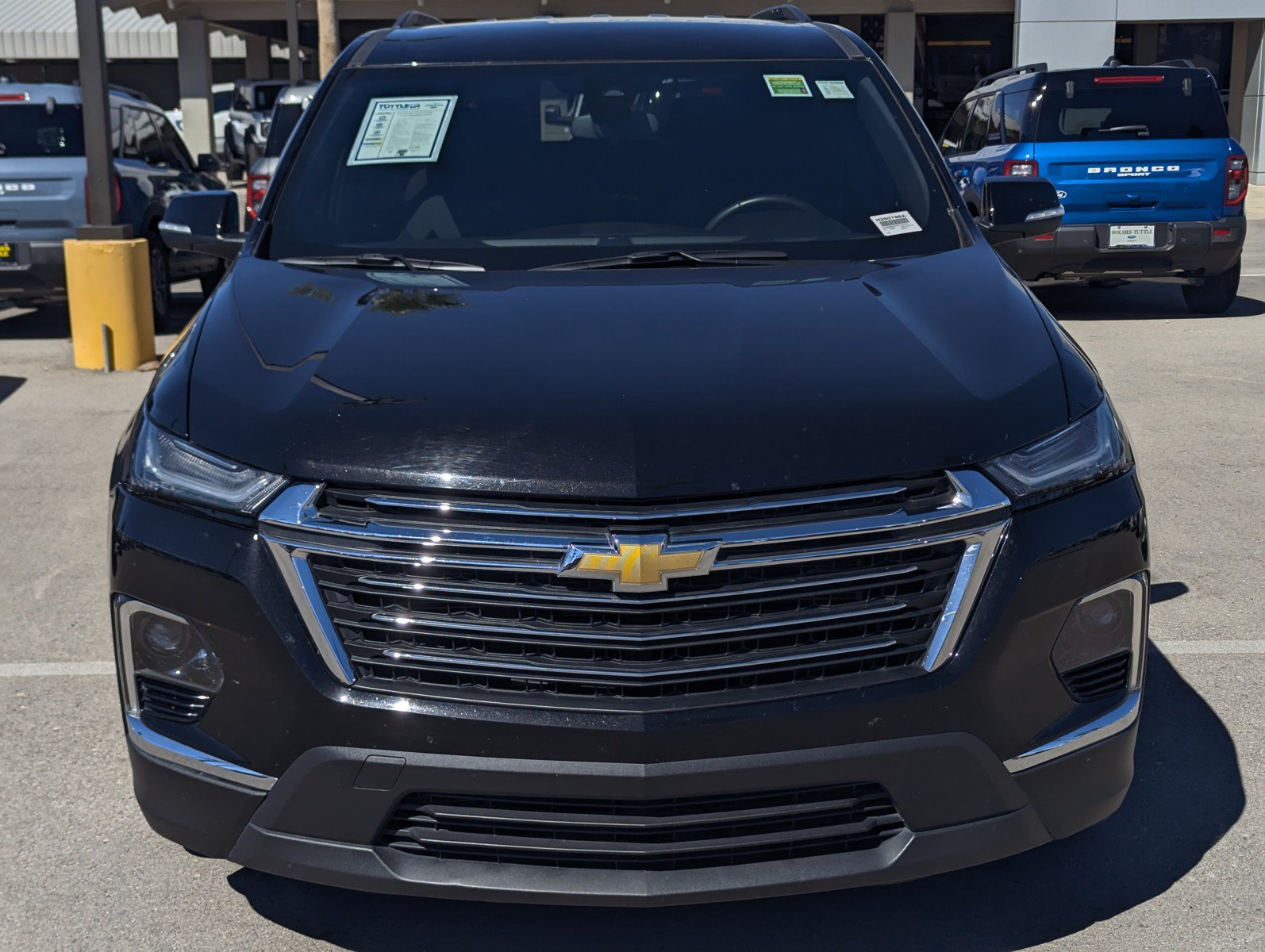 Used 2023 Chevrolet Traverse LT FWD image 6