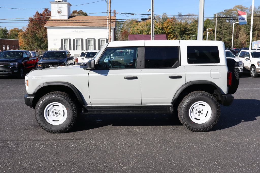 New 2026 Ford Bronco Heritage Edition AWD/4WD image 17