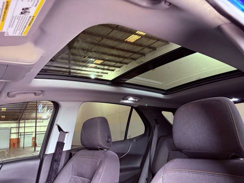 Used 2019 Chevrolet Equinox LT image 23