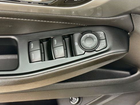 Used 2023 Chevrolet Traverse LT w/ LPO, Floor Liner Package AWD/4WD image 20