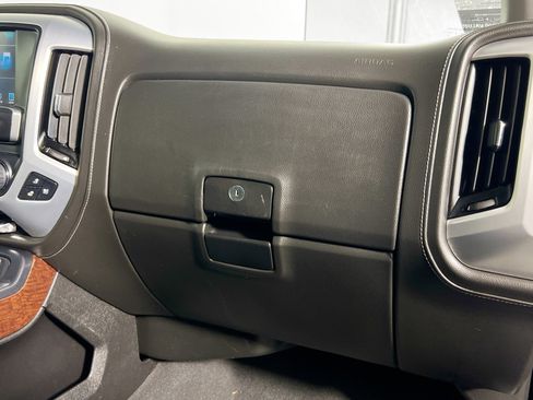 Used 2018 GMC Sierra 1500 SLT AWD/4WD image 33