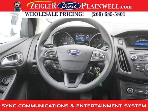 Used 2017 Ford Focus SE image 13