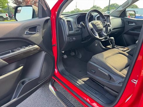 Used 2019 GMC Canyon SLE w/ Trailering Package RWD image 13