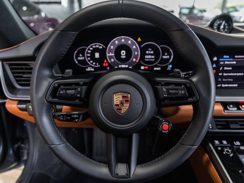 Used 2025 Porsche 911 Carrera S RWD image 29