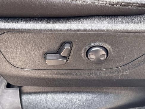 Used 2022 RAM 1500 Big Horn RWD image 26