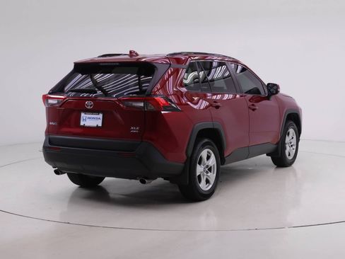 Used 2019 Toyota RAV4 XLE w/ Convenience Package AWD/4WD image 2