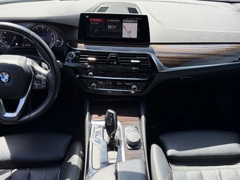 Used 2019 BMW 530i w/ Convenience Package RWD image 9