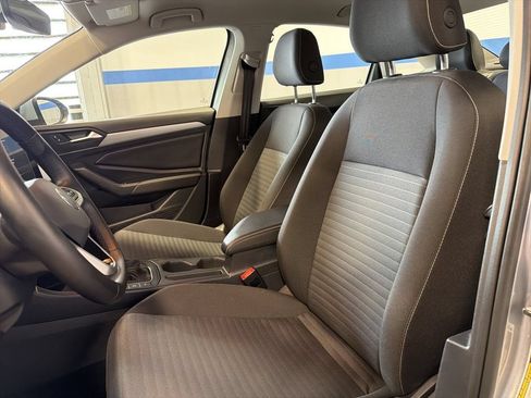 Used 2025 Volkswagen Jetta S FWD image 21