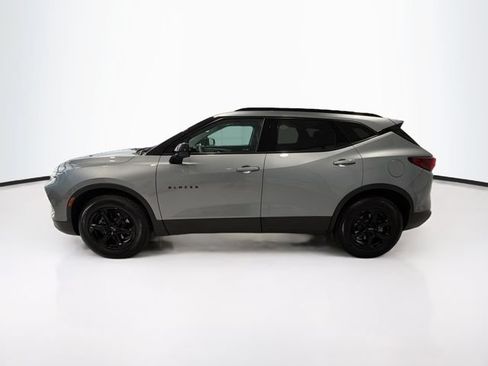 Used 2023 Chevrolet Blazer LT w/ Convenience Package FWD image 4