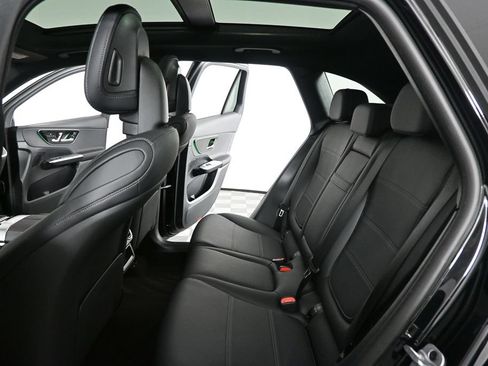 Certified 2026 Mercedes-Benz GLC 300 image 18