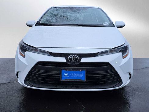 Used 2024 Toyota Corolla LE image 8