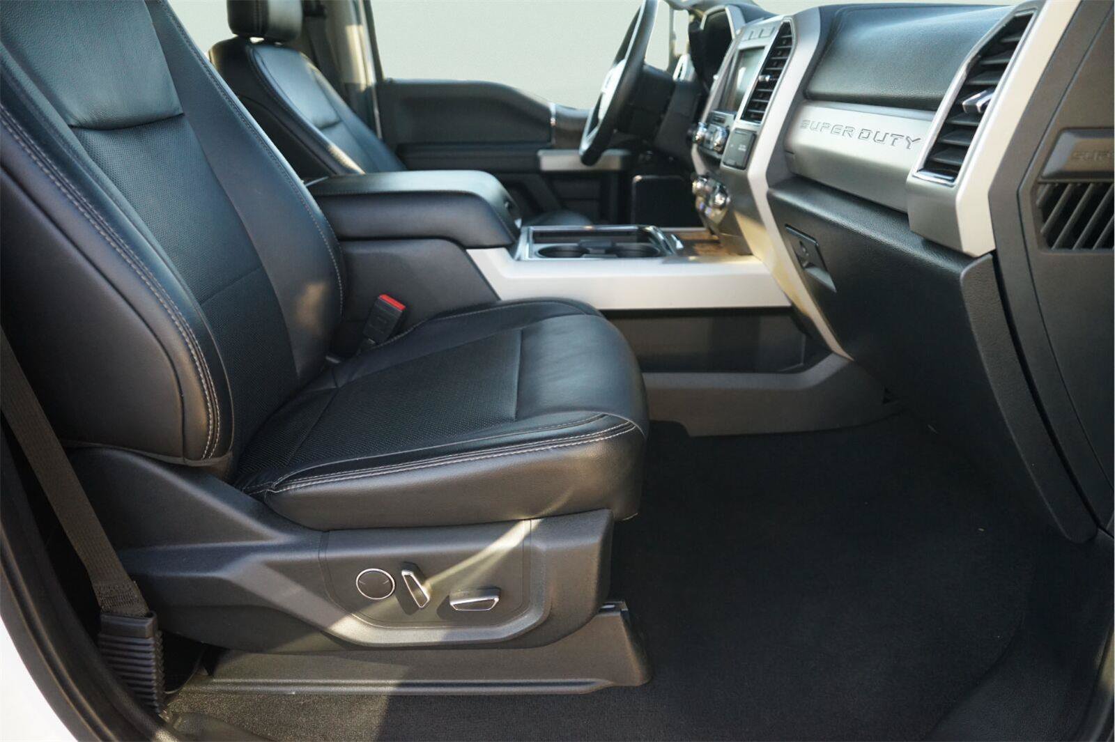 Certified 2019 Ford F250 Lariat w/ Lariat Ultimate Package AWD/4WD image 19