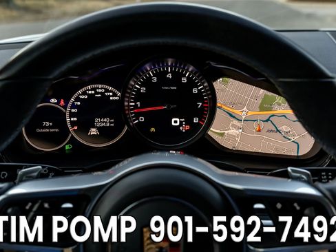 Used 2018 Porsche Panamera 4S image 24