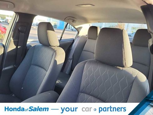 Used 2023 Toyota Corolla LE image 11