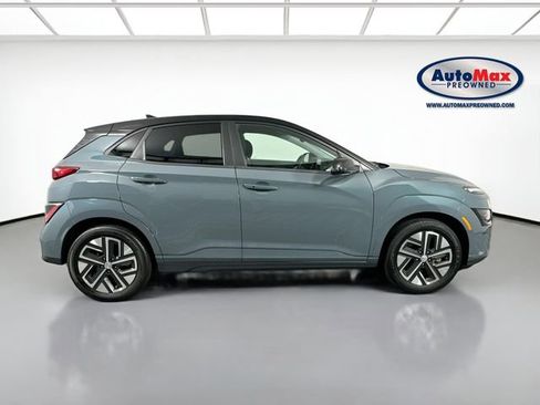 Used 2023 Hyundai Kona SE w/ Cargo Package image 9