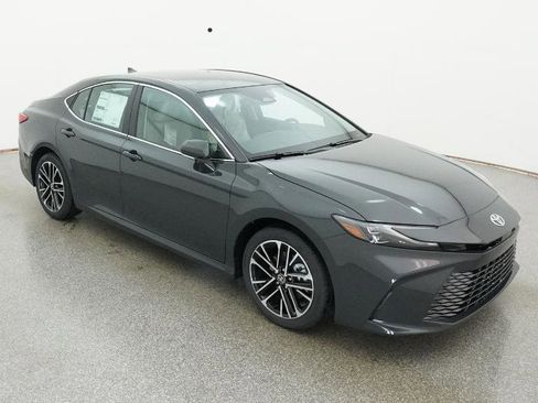New 2026 Toyota Camry XLE image 13