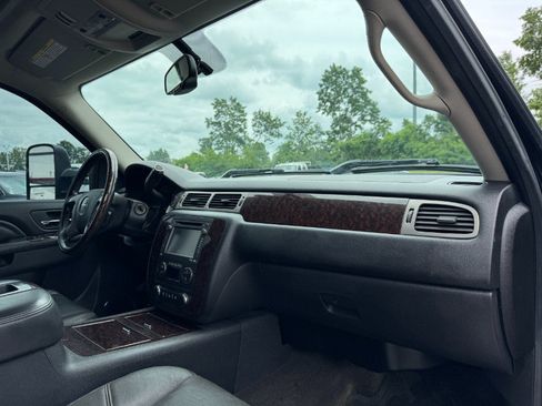 Used 2014 GMC Sierra 3500 Denali AWD/4WD image 18