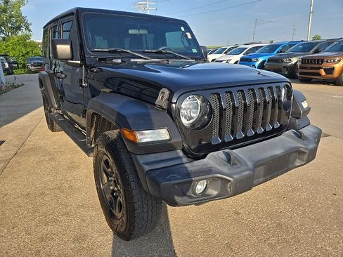 Used 2021 Jeep Wrangler Unlimited Sport AWD/4WD image 13